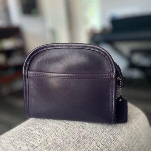 Vintage coach Abbie in ink